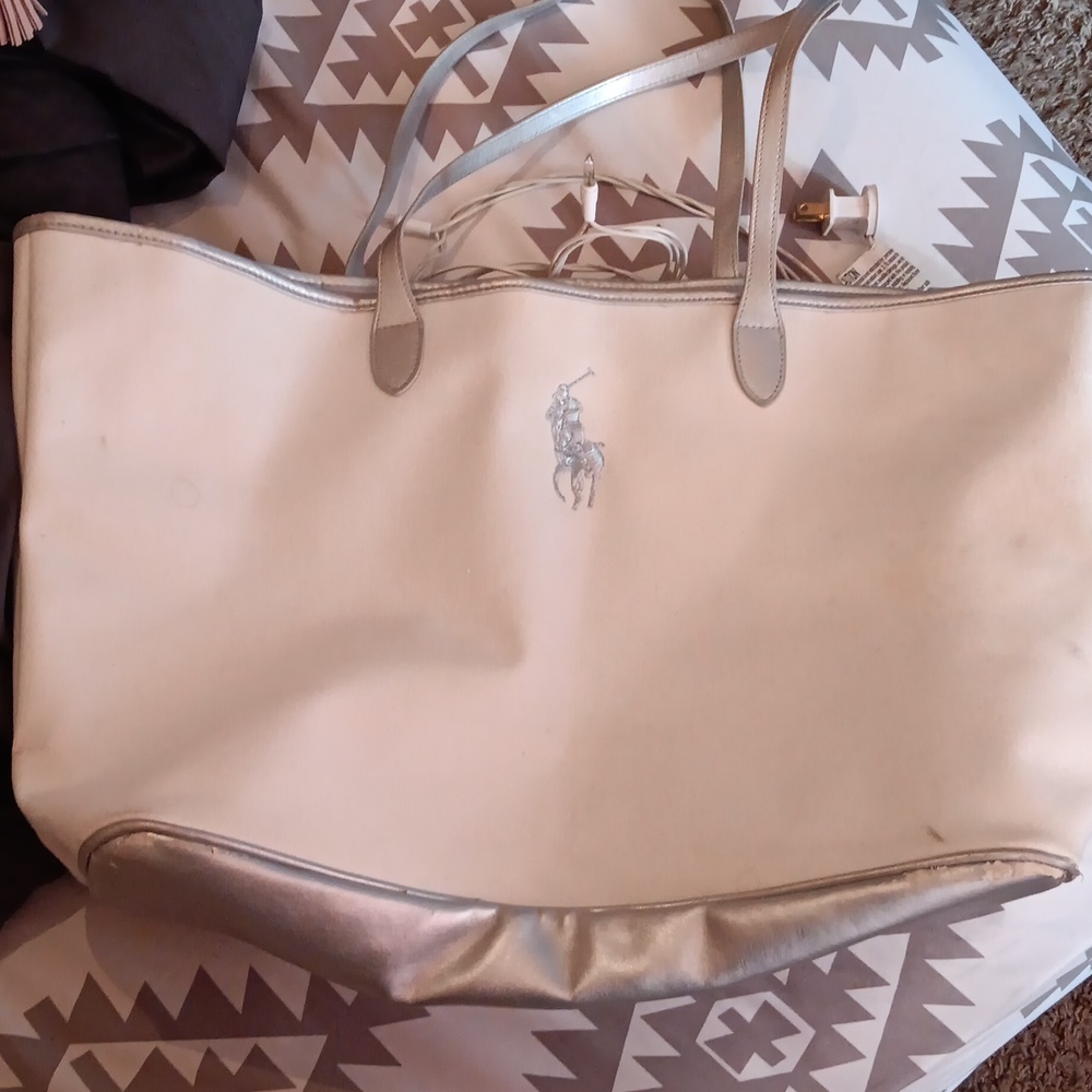 A polo beach bag.